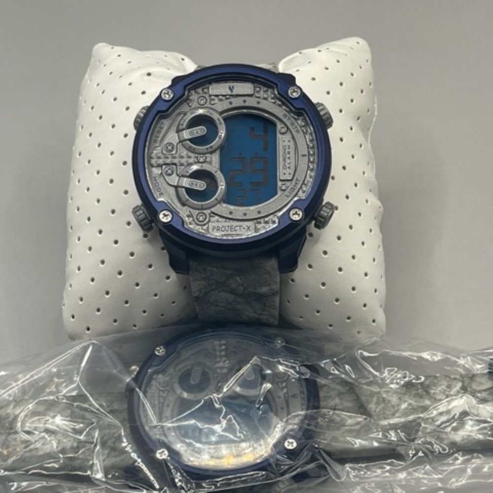 TWO New Men's Watches - Picture 2 of 8